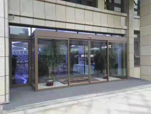 感应门